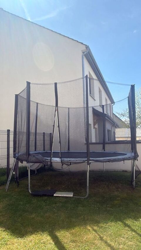 Trampoline 100 Vulaines-sur-Seine (77)