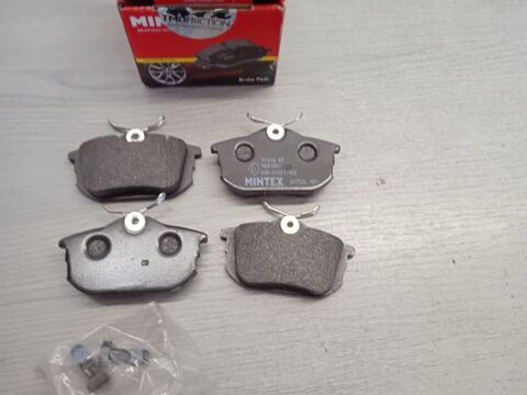 Pi&egrave;ces et &eacute;quipements Voiture Pi&egrave;ces et &eacute;quipements Voiture  occasion Laudun-l'Ardoise 30290