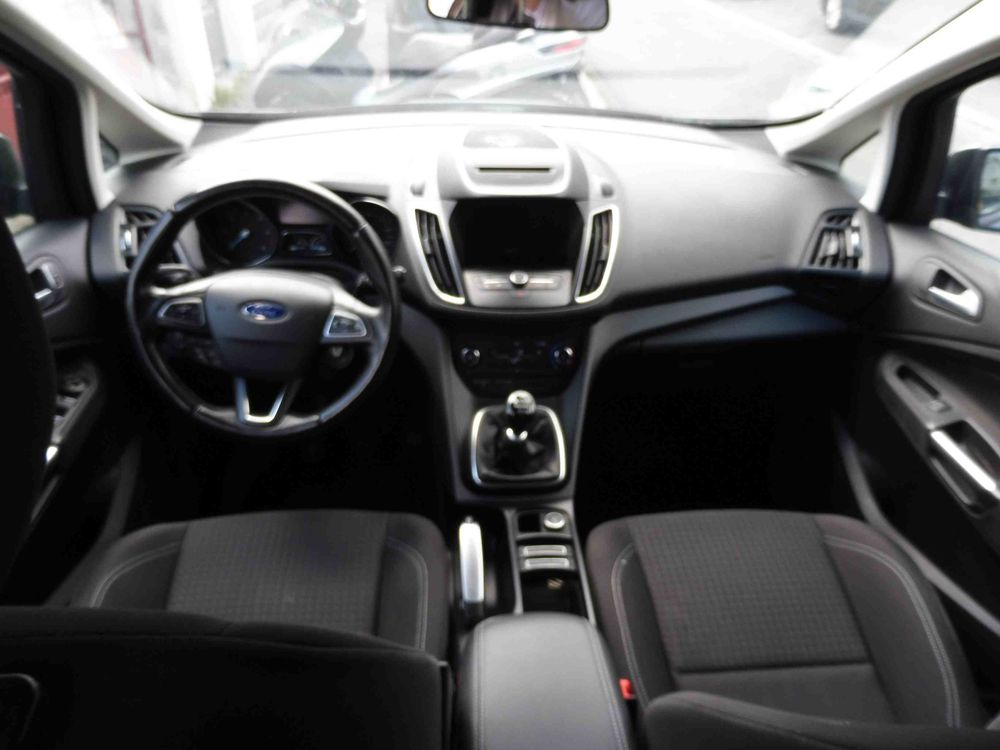 C-max C-MAX 1.5 TDCi 120 S&S Business Nav 2015 occasion 93430 Villetaneuse