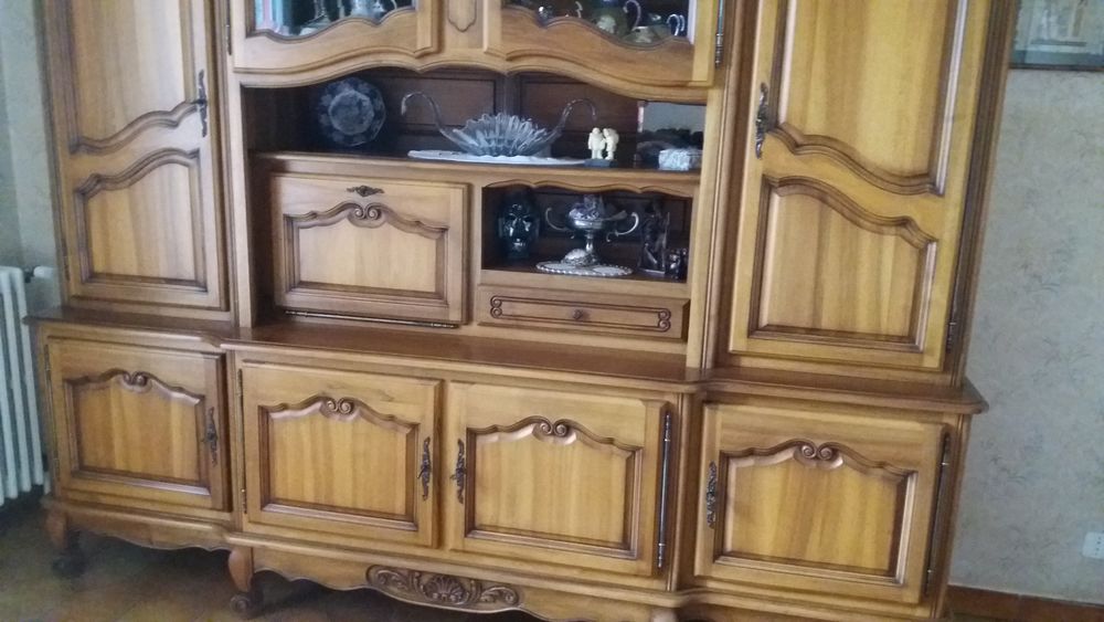 BUFFET DE SALLE NOYER MASSIF Meubles