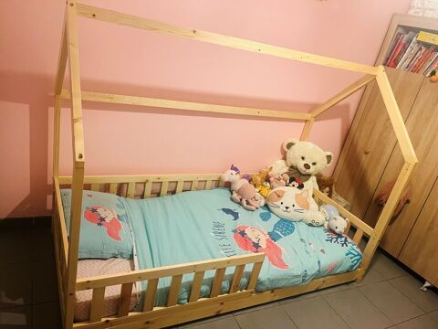 lit cabane + matelas tr�s peu servi 90 x 190 Le Cannet (06)