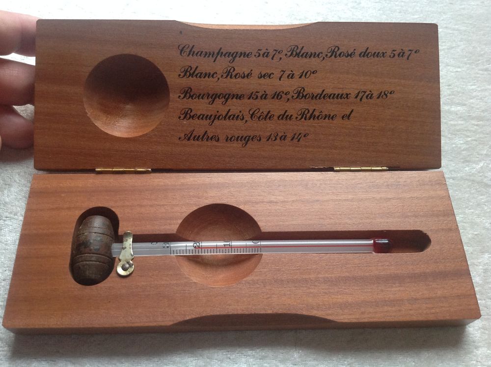 THERMOM&Egrave;TRE &Agrave; VIN COFFRET BOIS IMPRIM&Eacute; Envoi Possible
Cuisine