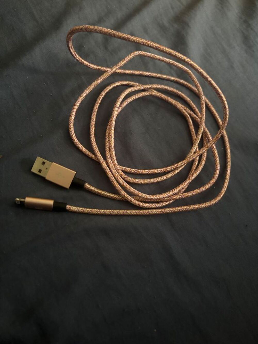C&acirc;ble IPhone 8 