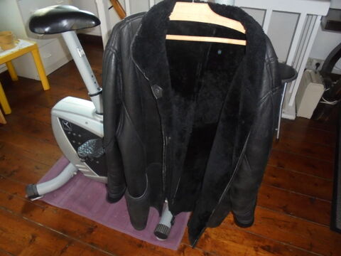 manteau 3/4 en cuir d agneau taille46 20 Lille (59)