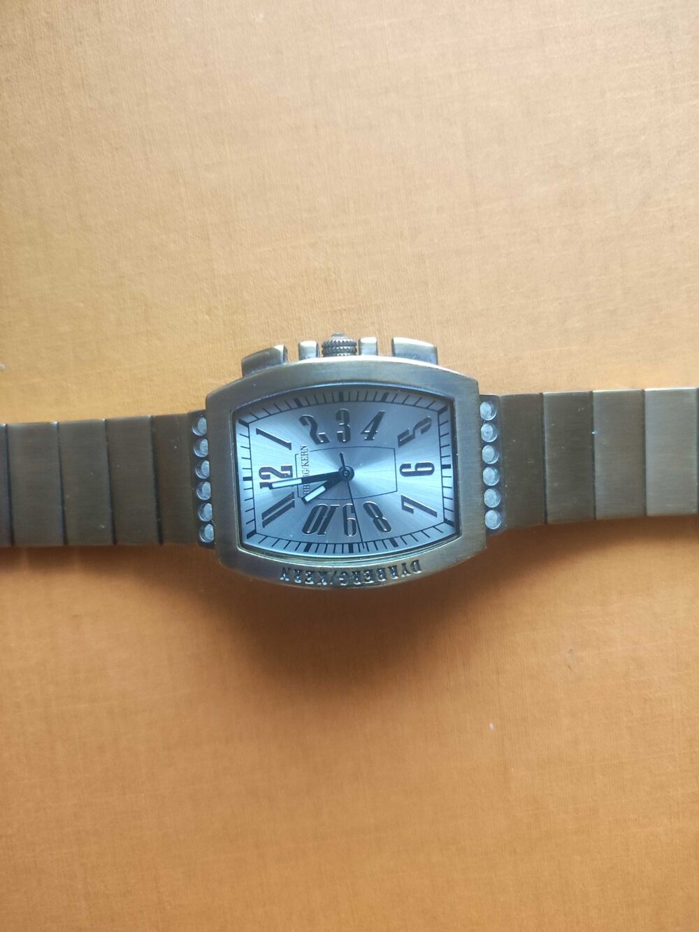 Superbe montre acier dor&eacute;,pierres zirconium. vintage. Dyrberg Kern Tr&egrave;s bon &eacute;tat Bijoux et montres