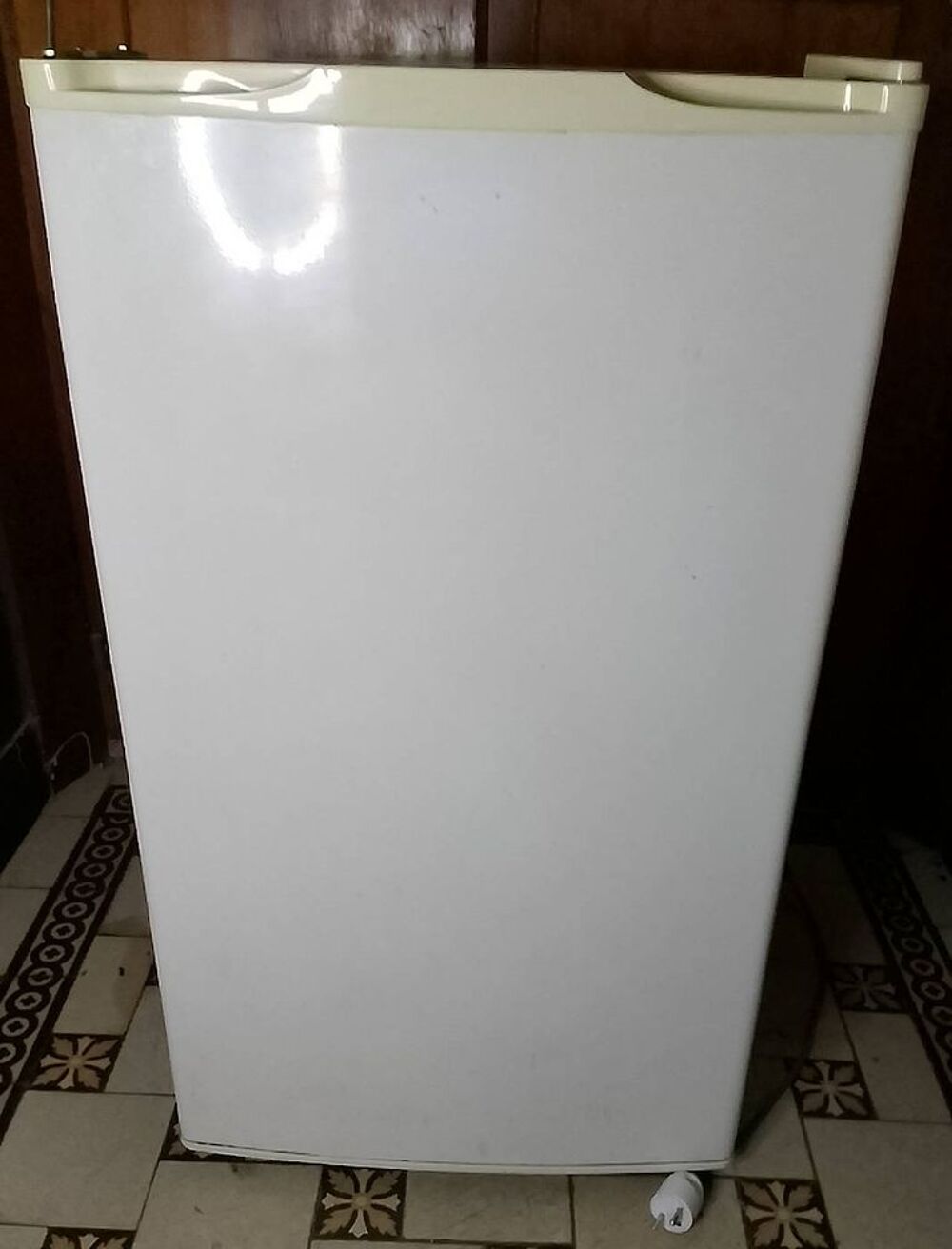 R&eacute;frig&eacute;rateur / Cong&eacute;lateur 120L 60 euros Electromnager