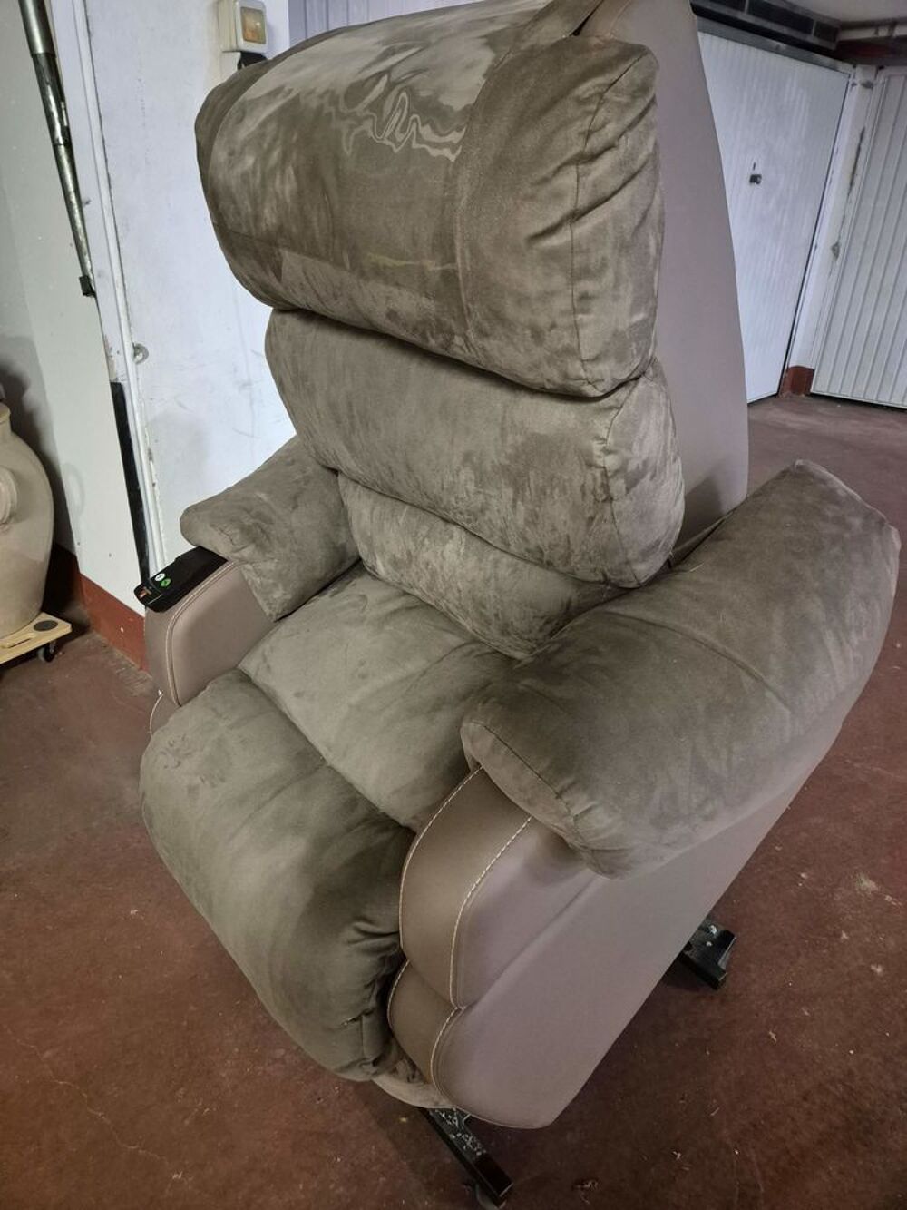 Fauteuil &eacute;lectrique Meubles