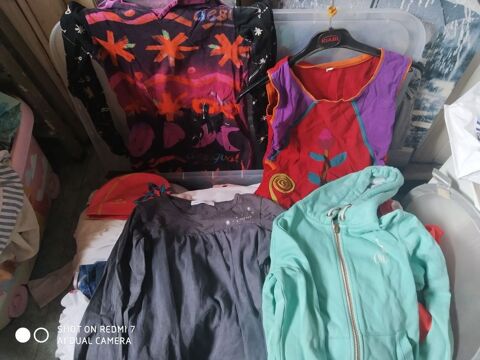 gros lot de vtements fille  12/14 ans 40 Garlan (29)