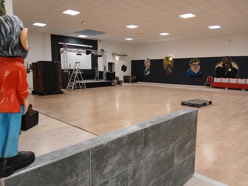 Vente Autre vendre ou louer 700m2 batiment sur 4500m2 de terrain Vedène