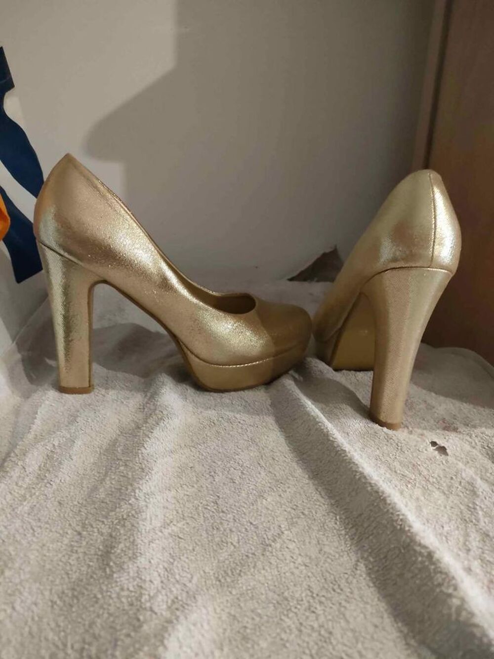 chaussure or Chaussures