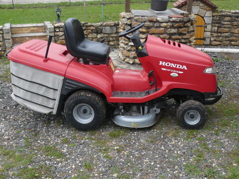 Tracteur tondeuse autoport�e HONDA 2000 Saint-Germain-sur-�cole (77)