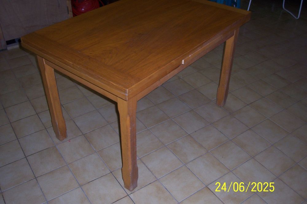 table de cuisine ou autres Meubles
