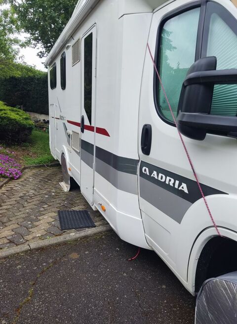 ADRIA Camping car 2015 occasion Malrevers 43800