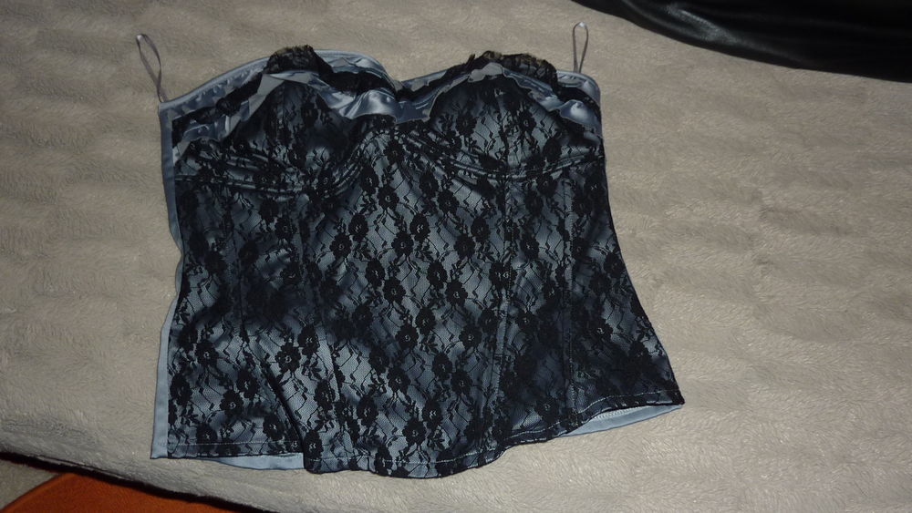 lingerie occasion peu port&eacute;e taille unique Vêtements