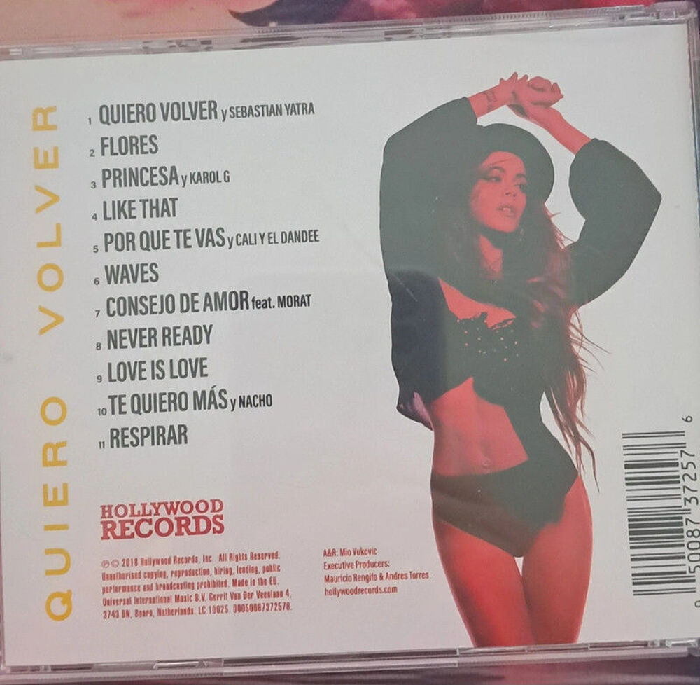Album: TINI Quiero Volver (alias Violetta de Disney Channel) CD et vinyles