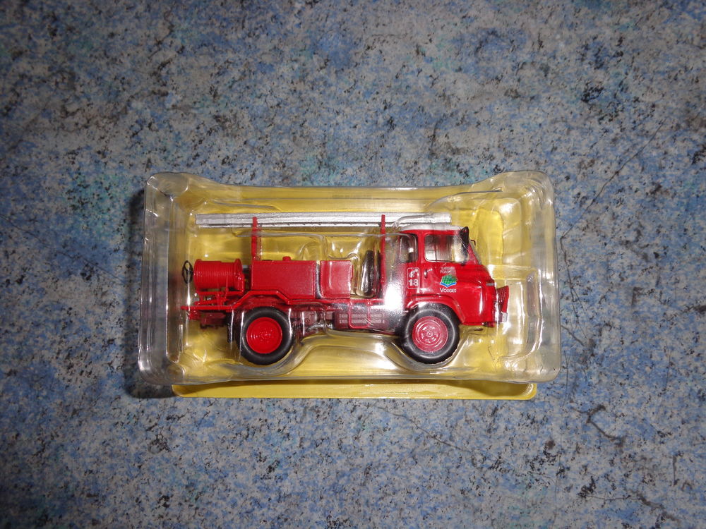 Un lot miniatures sapeurs-pompiers 1/43 - NEUF - 