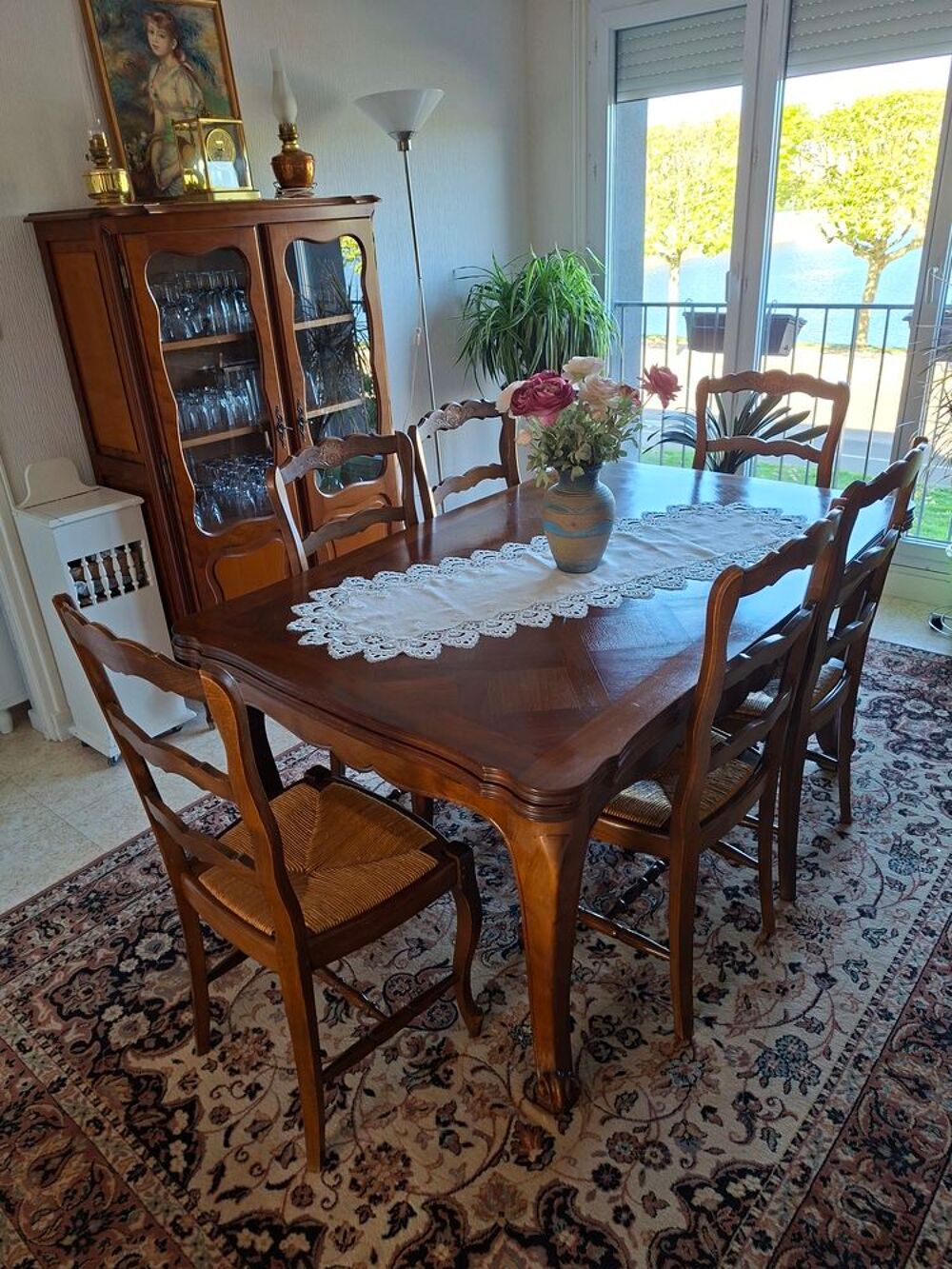 Salle &agrave; manger compl&egrave;te ? Bois massif ? 700 € ? Superbe &eacute;tat Meubles