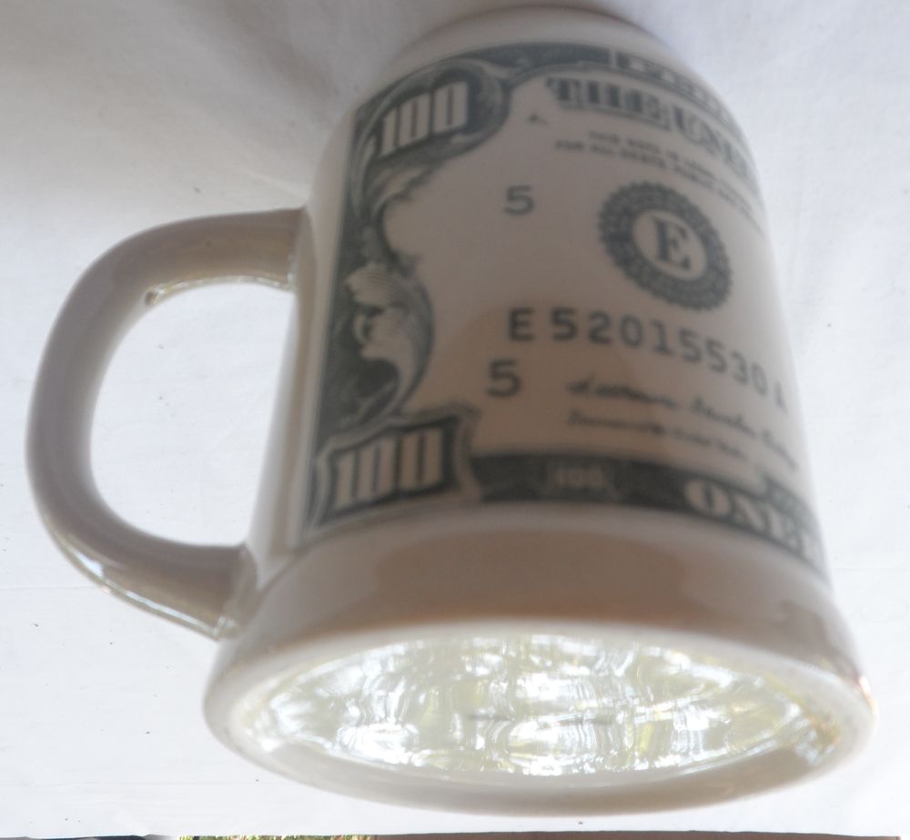 Chope-Mug d&eacute;cor billet de 100 Dollars en gr&egrave;s costaud Cuisine