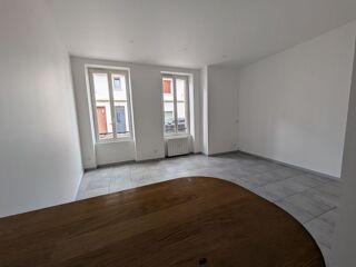  Appartement à louer 1 pièce 25 m²