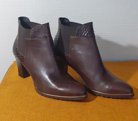 Bottines tout cuir, marque Perlato, �tat neuf. 40 Meudon (92)
