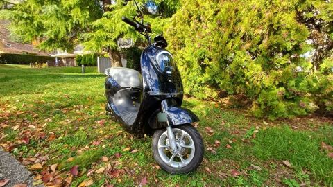 Scooter DIVERS 2022 occasion La Terrasse 38660