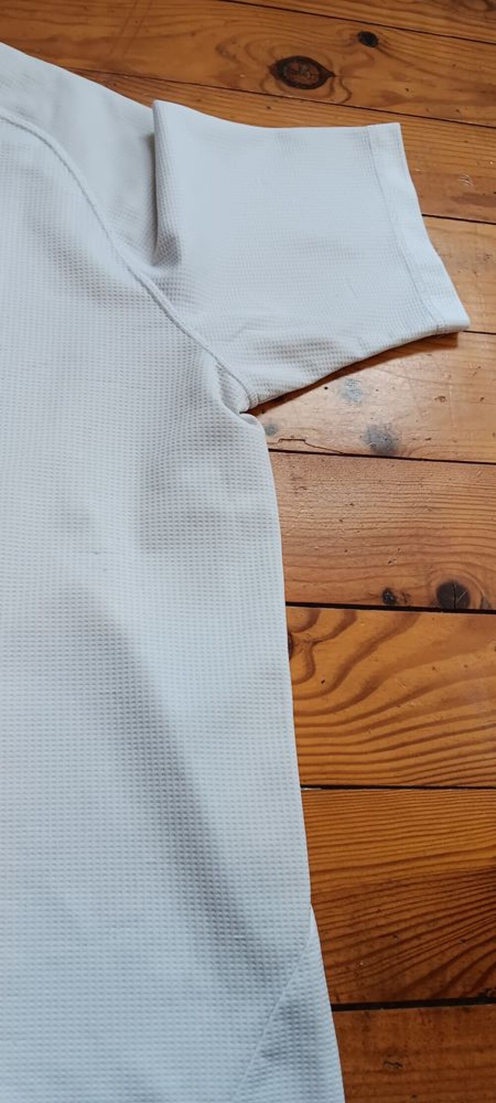 Lot t shirt homme et pantacourt homme Vêtements