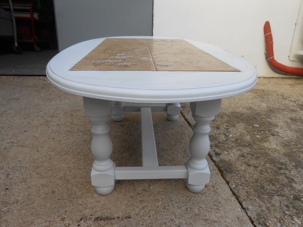 TABLE DE SALON BOIS ET FAIENCE Meubles