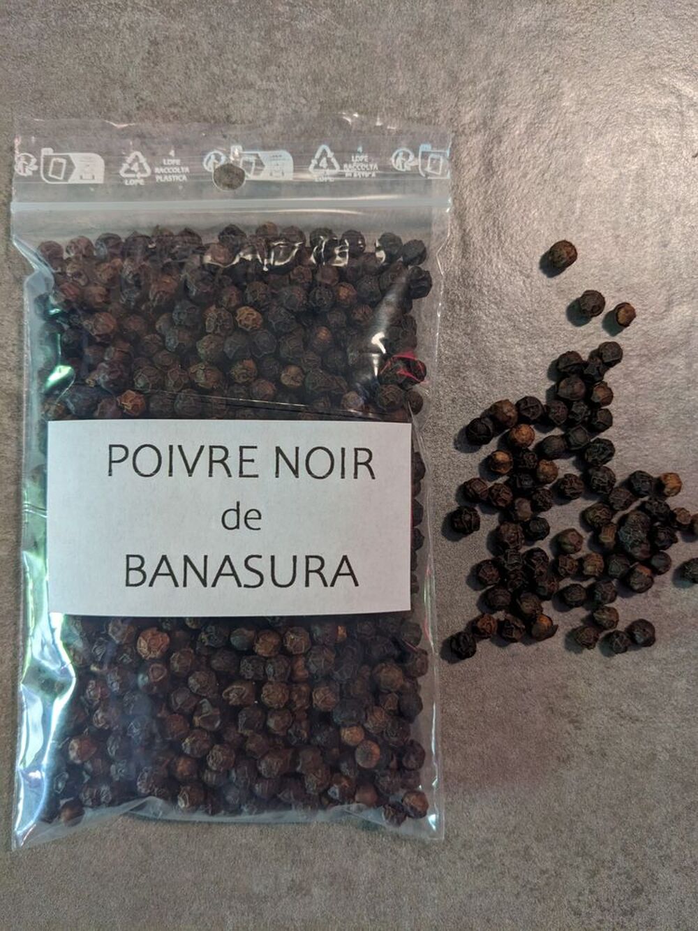 Poivre noir de Banasura 50 gr.baies fines pour les pros de l Décoration