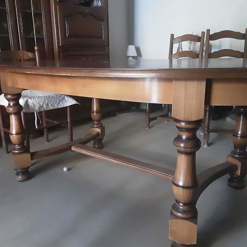 Table ovale Meubles