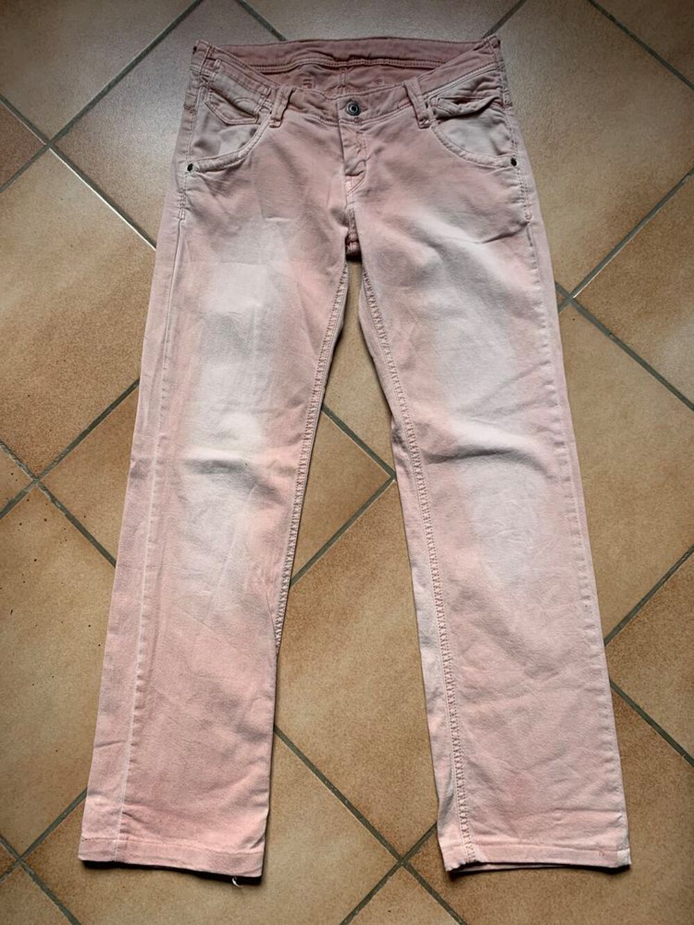 Levi's jeans 03570 vieux rose d&eacute;lav&eacute; W30 L34 mod&egrave;le sp&eacute;cial, Vtements