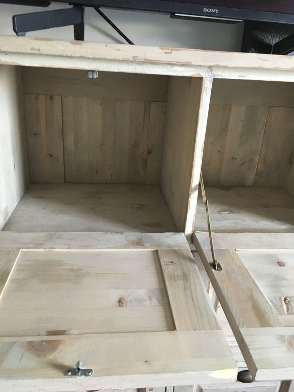 Commode Vintage Bois &agrave; Finition Vieillie Meubles