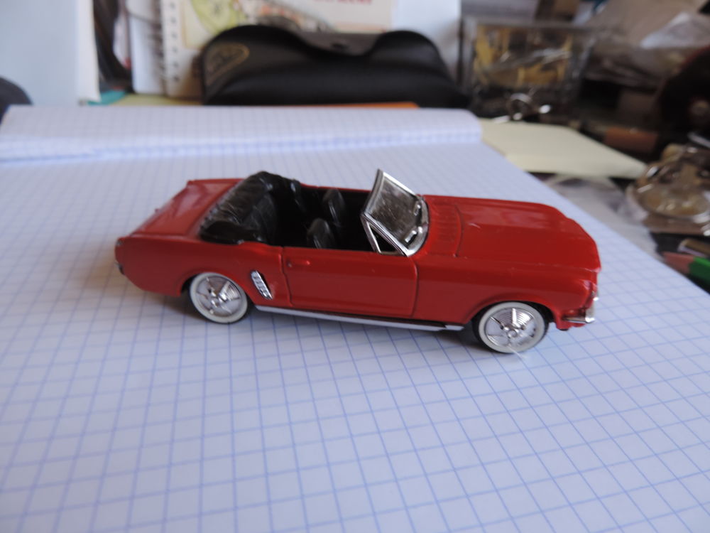 SOLIDO - FORD MUSTANG - 1964 - 1/43 &egrave;me 