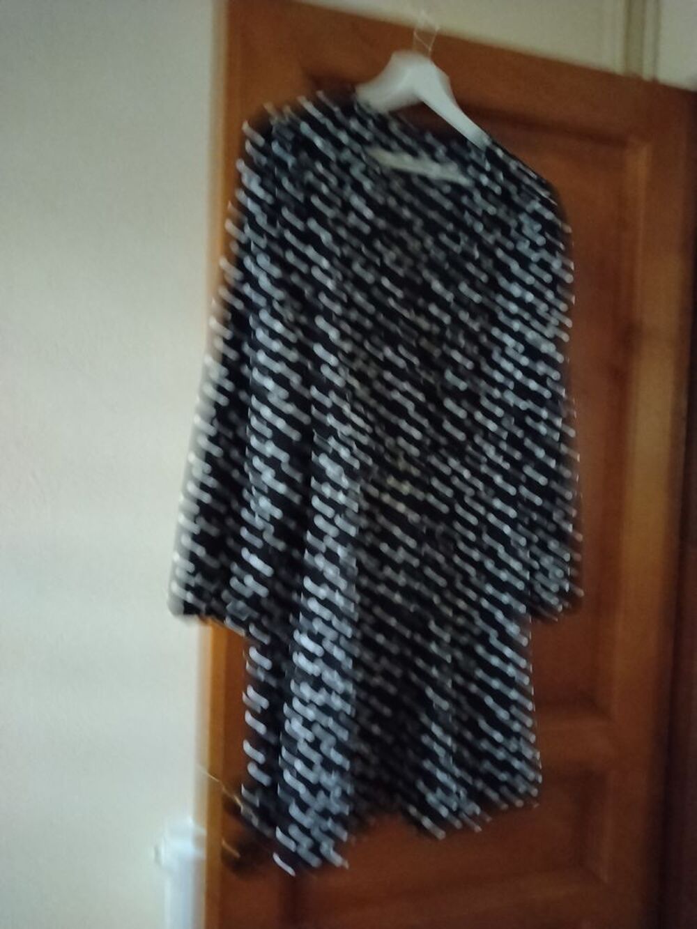 LOT DE VETEMENTS A PARTIR DE 10€ PIECE Vêtements