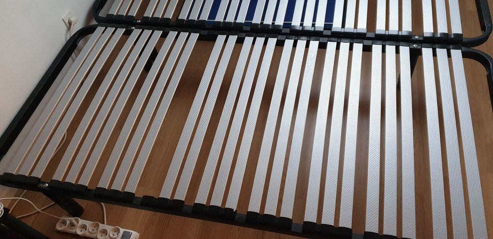 2 lits 90 x 190 sommier et matelas Meubles
