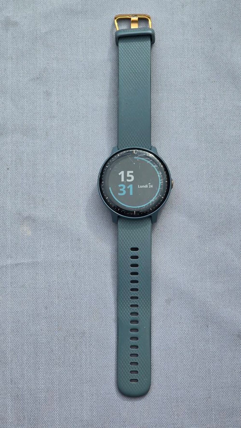 Montre connect&eacute;e Garmin Vivoactive Music 3 Bijoux et montres