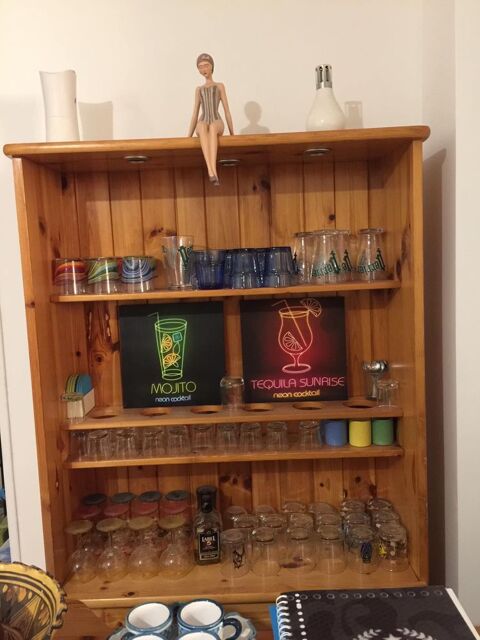 Bar en pin 200 Frontignan (34)