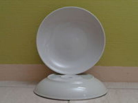   Assiettes à Couscous neuves hôtelière porcelaine H-LINE 