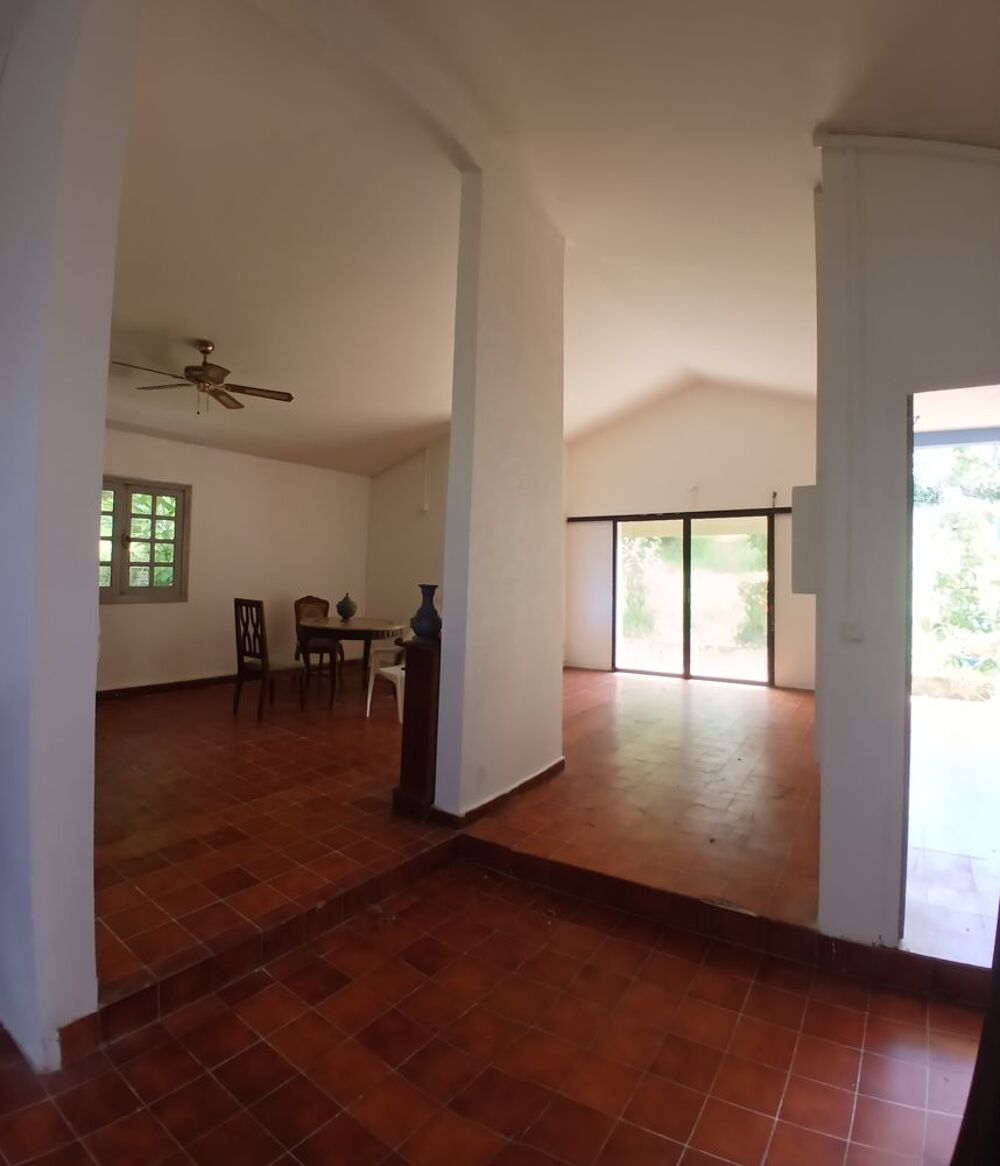 Vente Villa Villa composée d'un T4 et d'un T2, jardin fruitier de 1120m2 Schœlcher