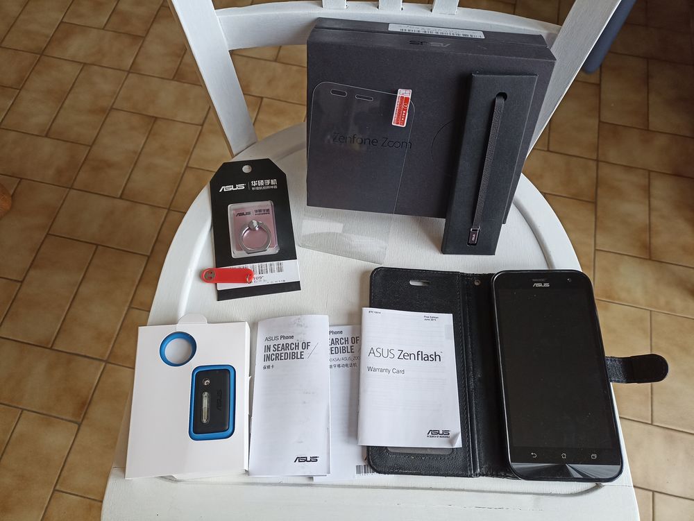 Asus Zenfone Zoom
Téléphones et tablettes