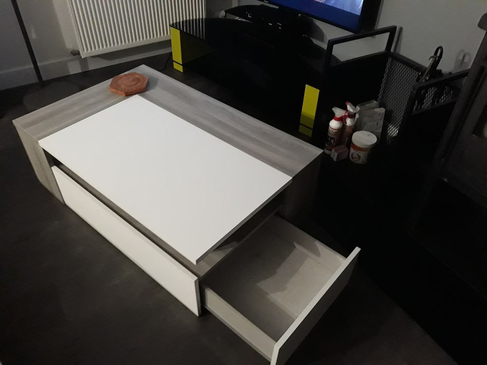 Vends table de salon. Meubles