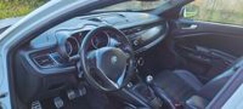 Giulietta 2.0 JTDm 170 ch S&S Distinctive 2011 occasion 42750 Saint-Denis-de-Cabanne