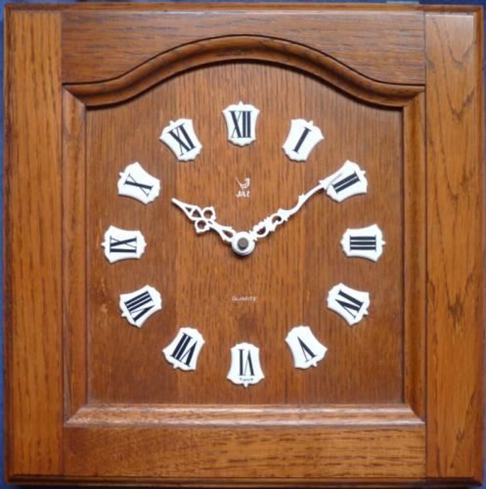 Horloge murale classique de 30x30 cm Décoration