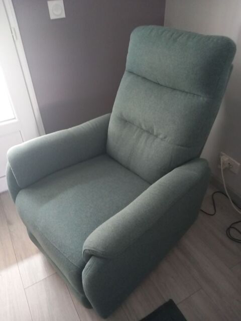 fauteuil relaxant électrique 70 Valras-Plage (34)