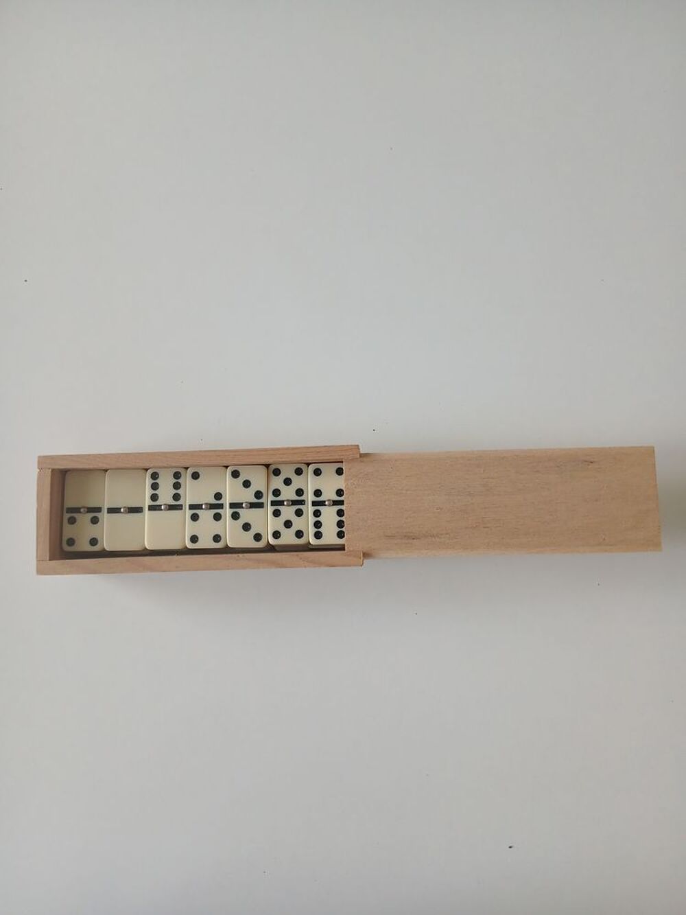 Jeu de domino ancien Jeux / jouets