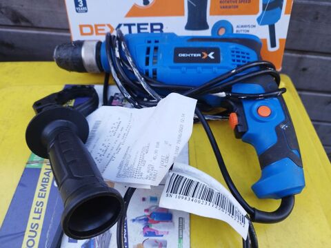 Perceuse Dexter 900W ? Percussion 25 Avignon (84)