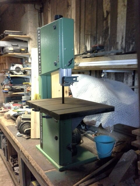 scie � ruban (tr�s bon �tat, courroie neuve). 450 Saint-Cr�pin-d'Auberoche (24)