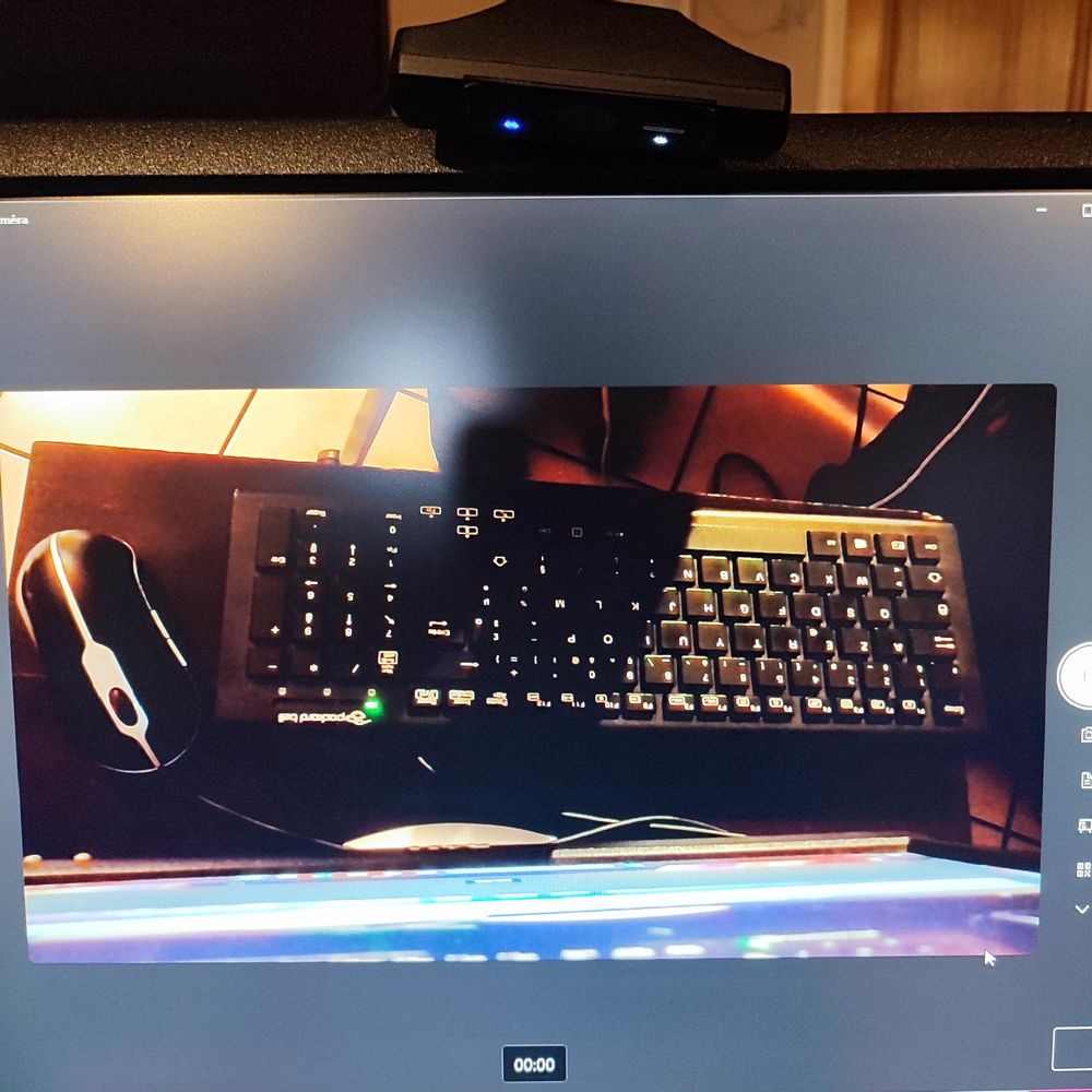 Webcam autofocus Urban Factory Webee Pro Full HD 1080 Matériel informatique