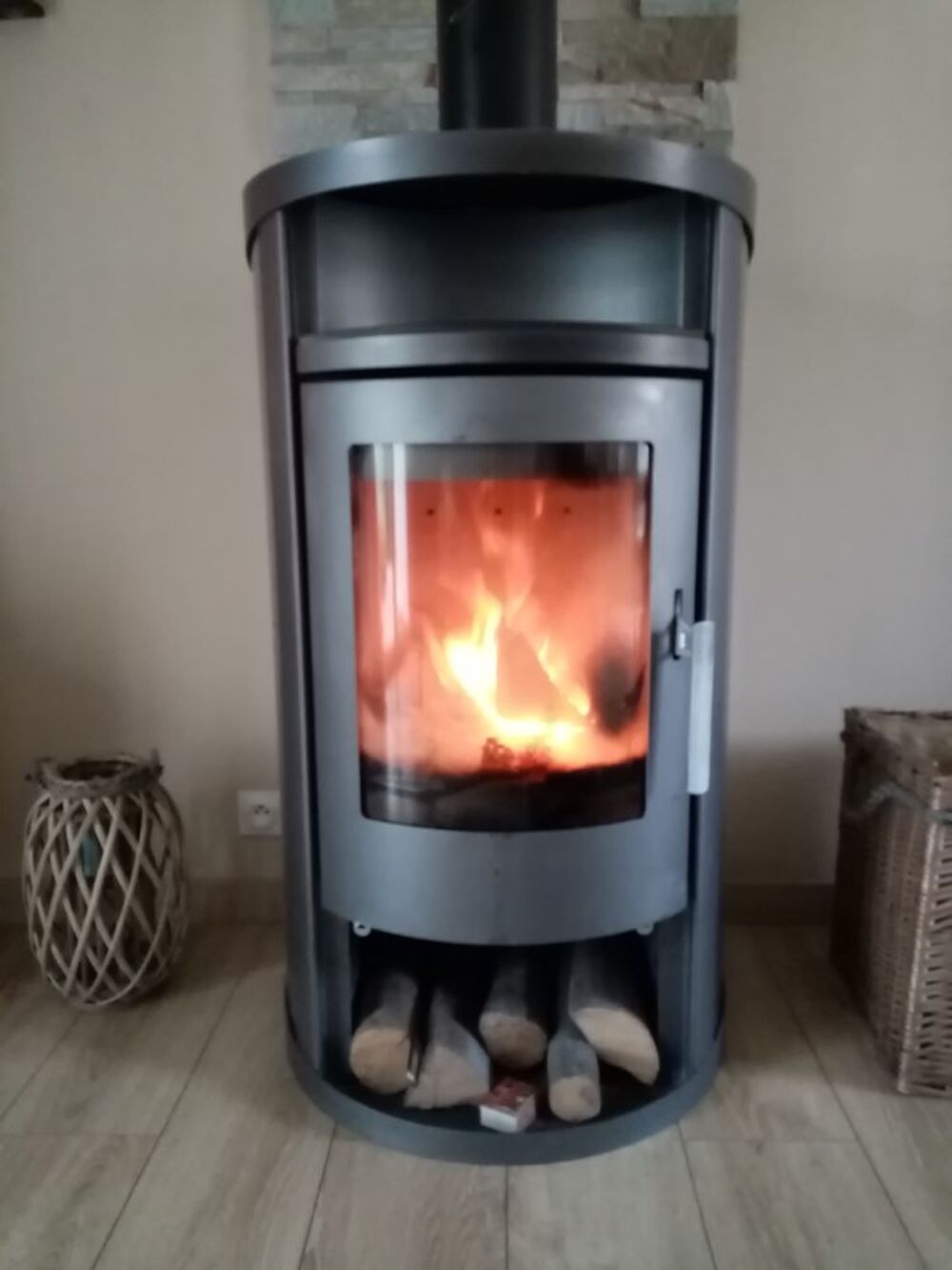 po&egrave;le a bois Electroménager