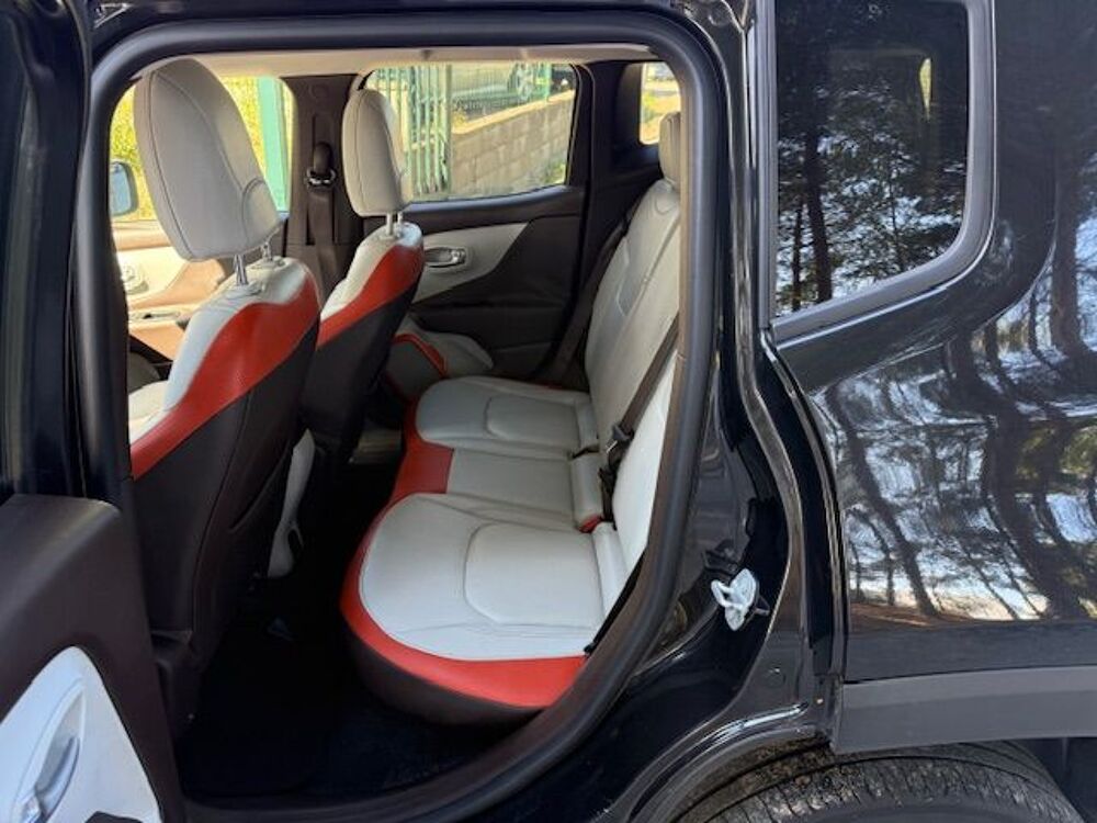 Renegade 2.0 I MultiJet S&S 140 ch 4x4 Limited 2015 occasion 34690 Fabr&egrave;gues