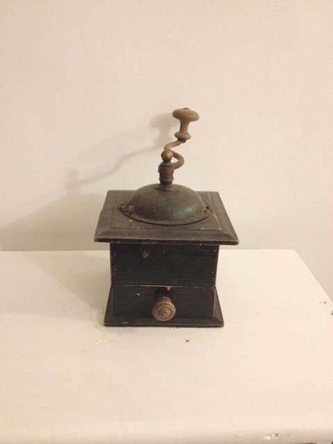 Souvenir ancien moulin � caf� manuel 18 Brioude (43)